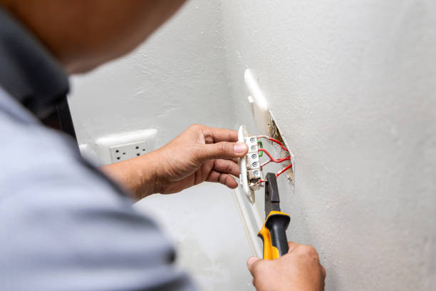 Best Affordable Emergency Electrician  in Park Falls, WI